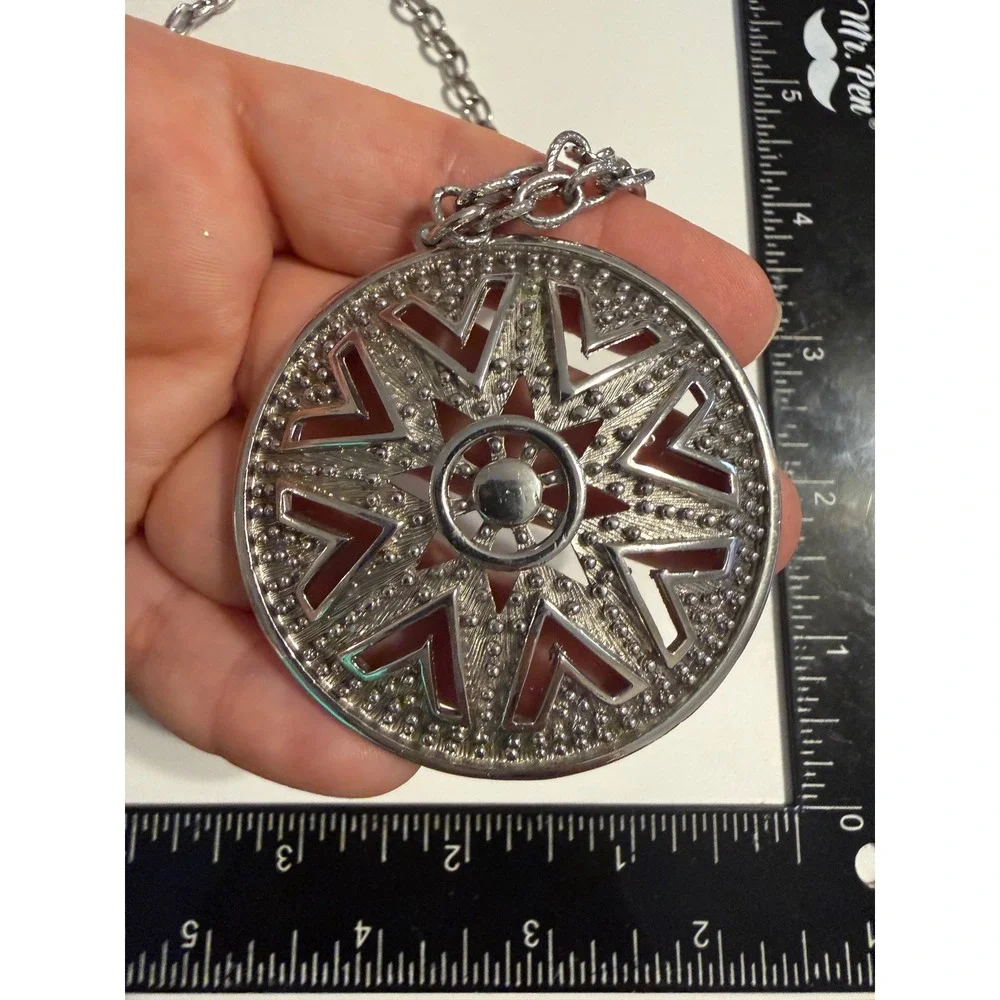 Lisner Jewelry vintage lisner